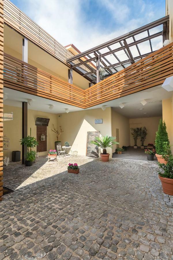 Demetra Eco Guest House ローマ エクステリア 写真